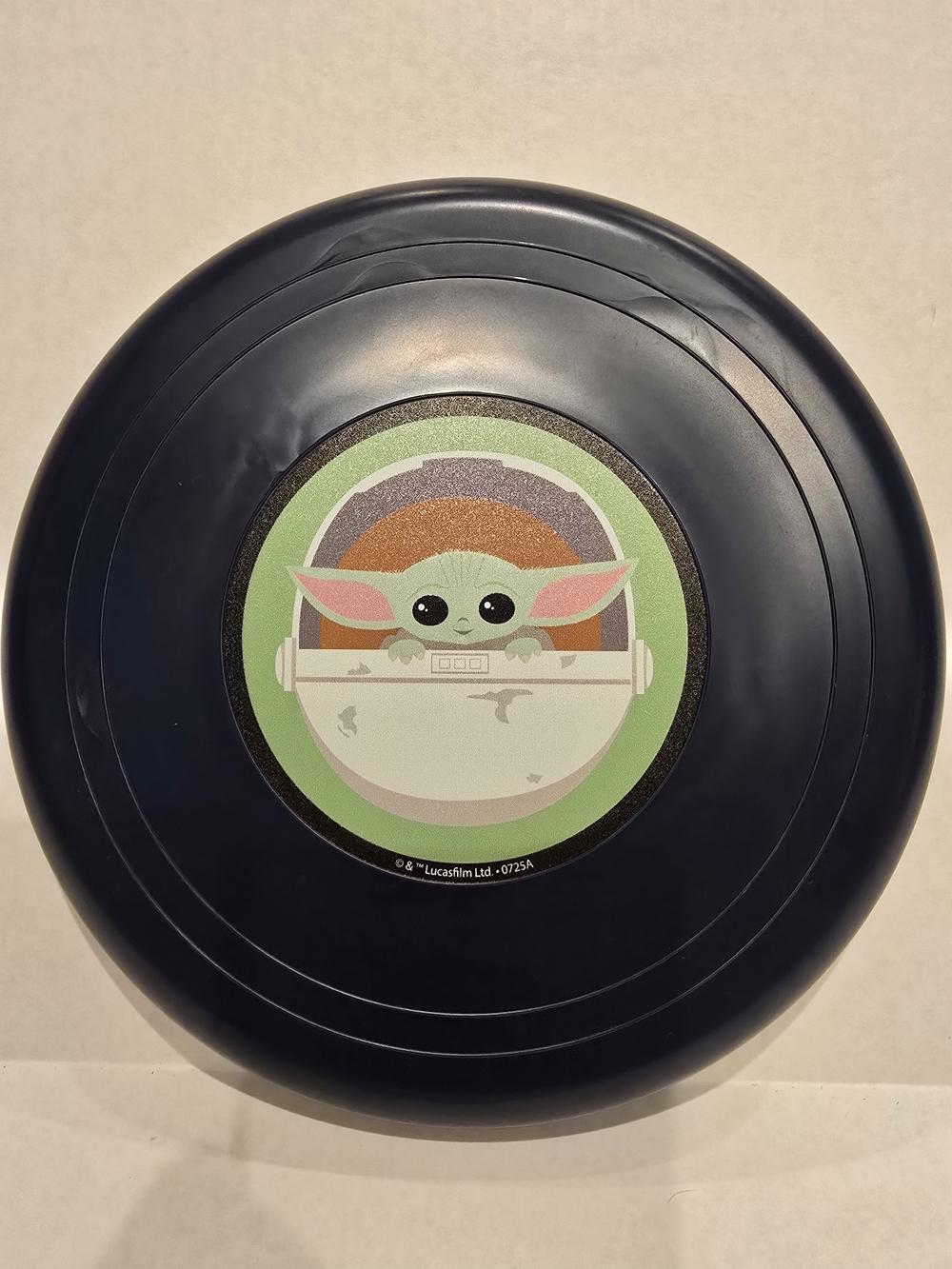 Disney Star Wars Baby Yoda Grogu Mandalorian Dark Grey Frisbee Toy 9 Inch NEW!